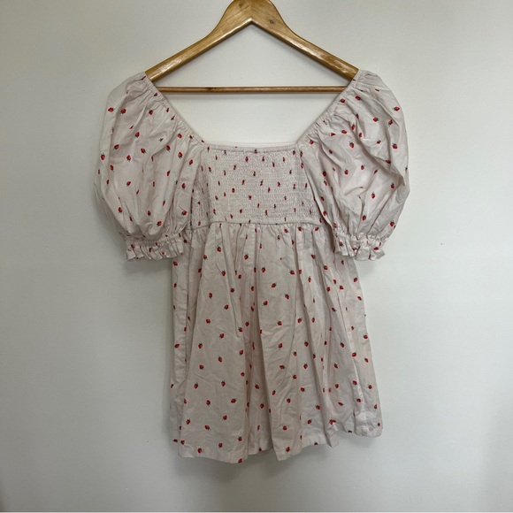 Selkie x Anthropologie Strawberry Puff Sleeve Romper Size M - Picture 8 of 8